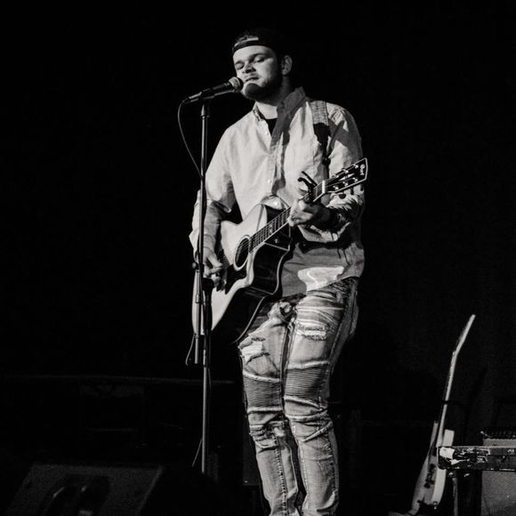 Meet your Posher, Garrett - Picture 1 of 1